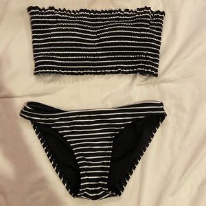 black and white strapless bikini set